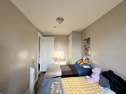 Rented by Pear NYC LLC | media 4