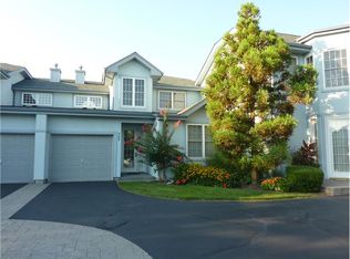 469 Florencia Pl, Melville, NY 11747