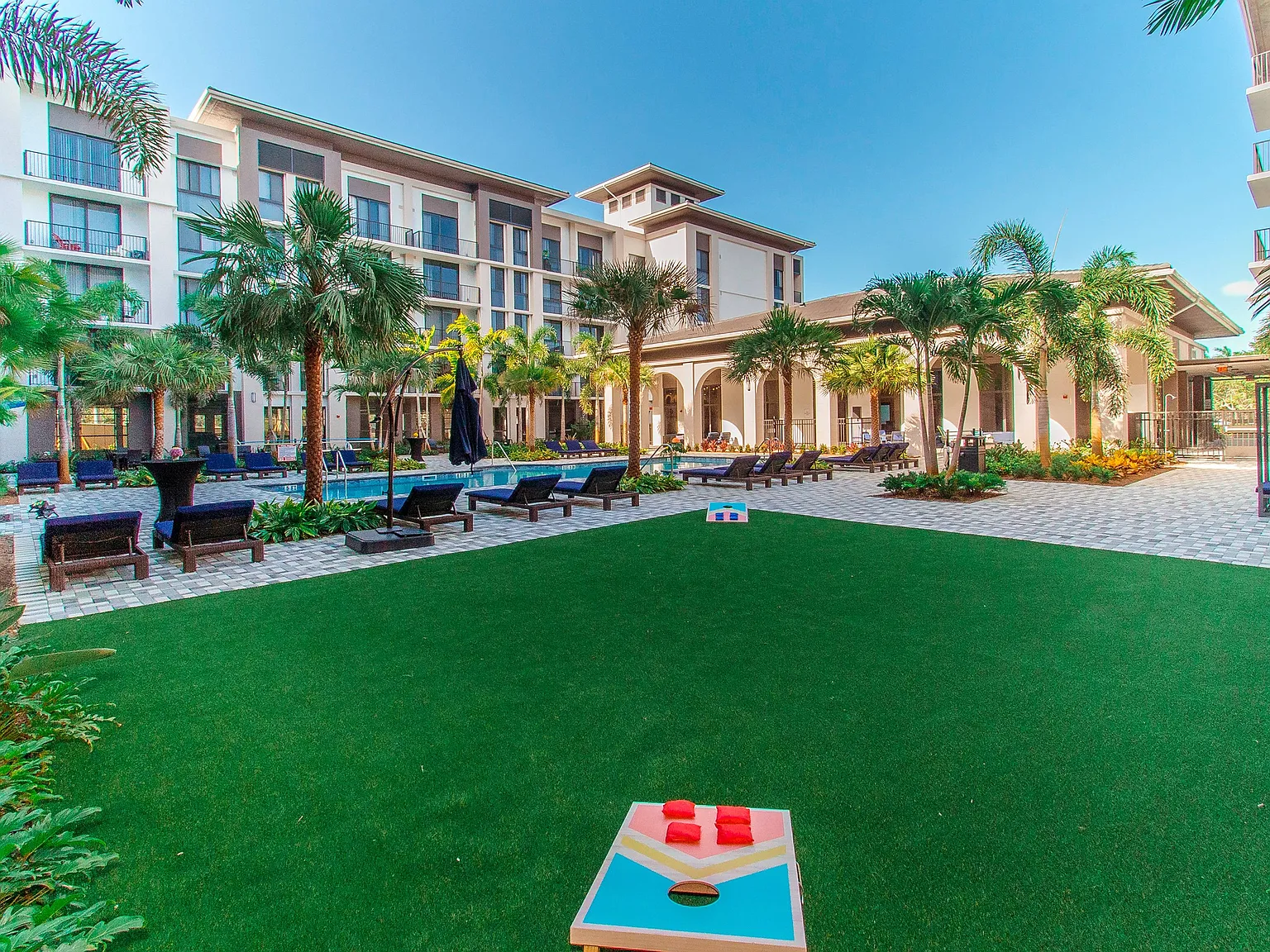 The Point at Palm Beach Gardens — Photo 2