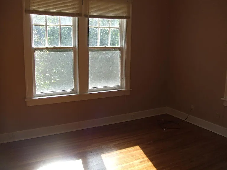 2191 Washington Ave #2 — Photo 5