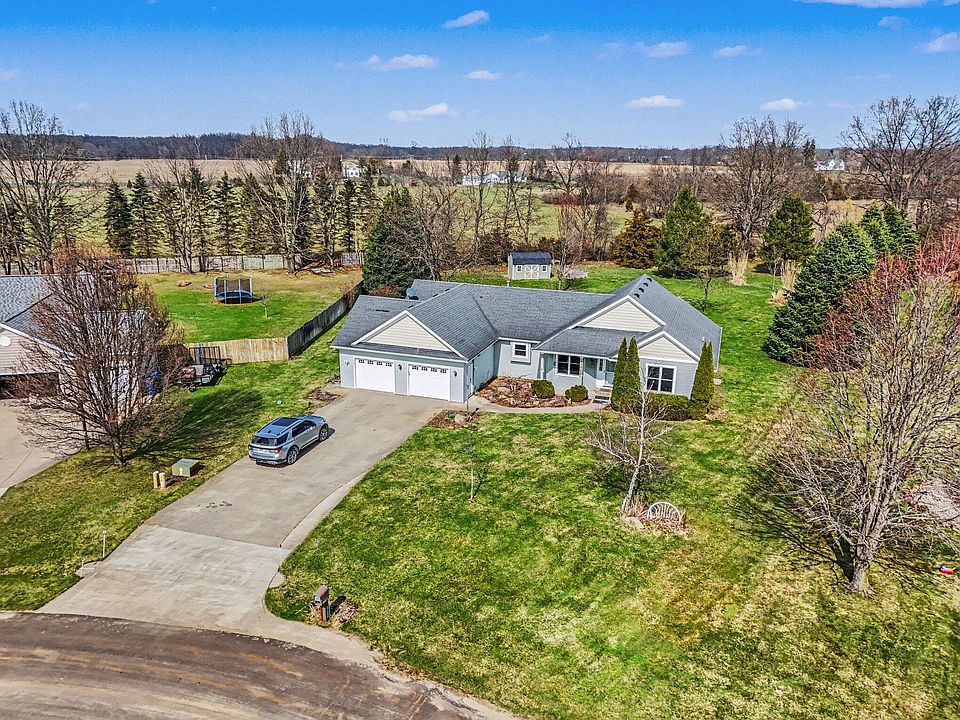 1st image of 27580 Manchester Cir