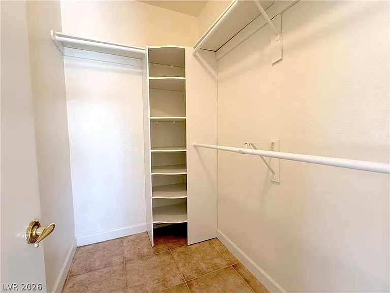 9824 Garamound Ave — Photo 17