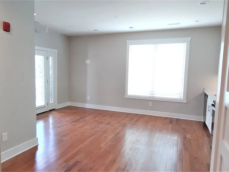 307 S 11th St #202 — Photo 2