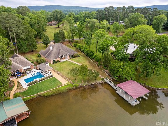 5th image of 634 Farr Shores Dr