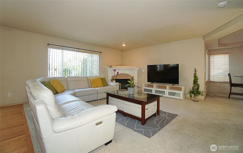 3rd image of 16034 SE 254th Street