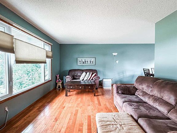 3rd image of 4113 W 60th St