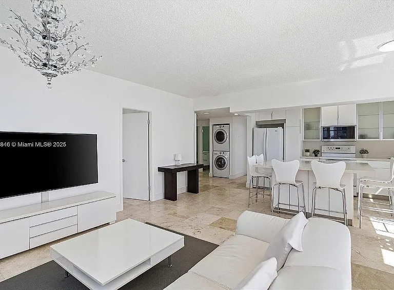 770 Claughton Island Dr #18 — Photo 30