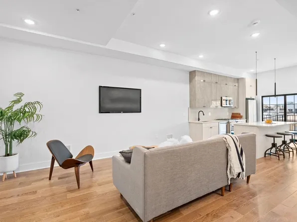 545 Palisade Avenue image 8 of 37