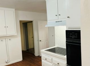 3536 Pacific Ave, Long Beach, CA 90807