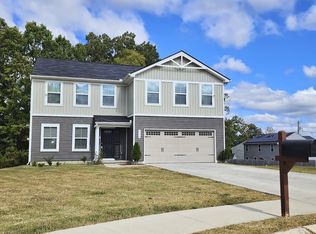 230 Nottingham Ln, La Vergne, TN 37086