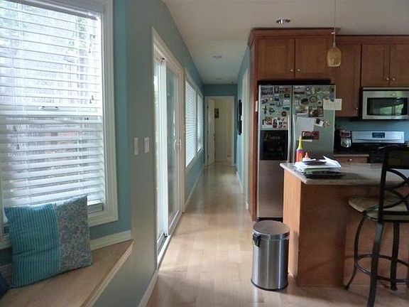 5th image of 20710 Carniel Ave #2