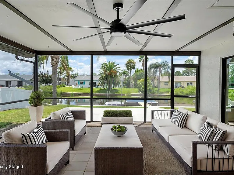 9910 Island Harbor Dr #A — Photo 43