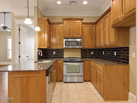 5th image of 103 Serenity Sound Dr