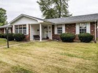 125 Dorchester Dr, Belleville, IL