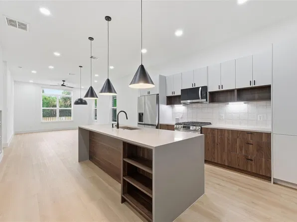 3411 Stonewall St, Houston, TX 77020