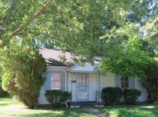 23 W Meadowlawn Ave, Battle Creek, MI 49037