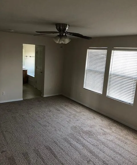 2141 W Kathleen Rd — Photo 9