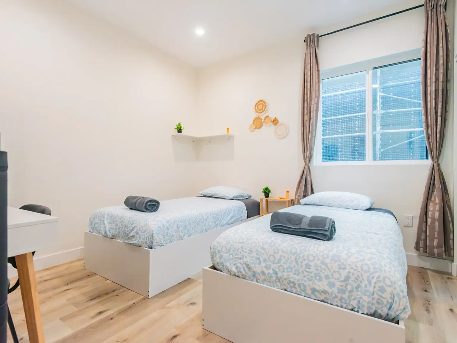 5 bed, $525 — Photo 3