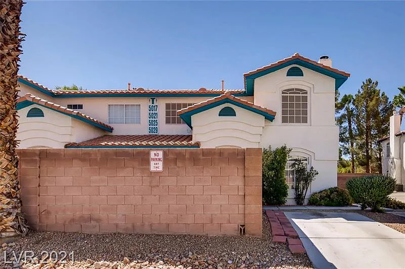 3 bed, 2.5 bath, 1408 sqft, $1,900 — Photo 3