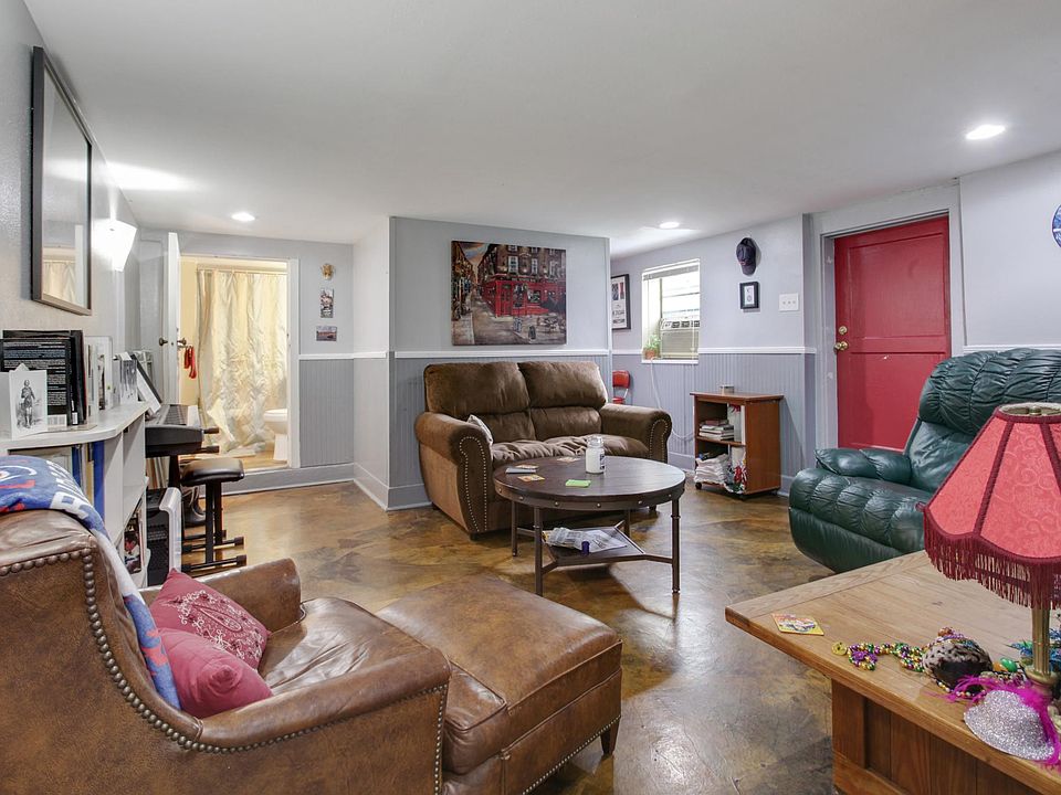 1st image of 4800 Camp St #101