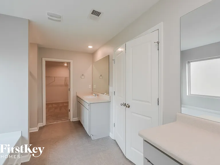 1226 Brookstone Cir — Photo 9