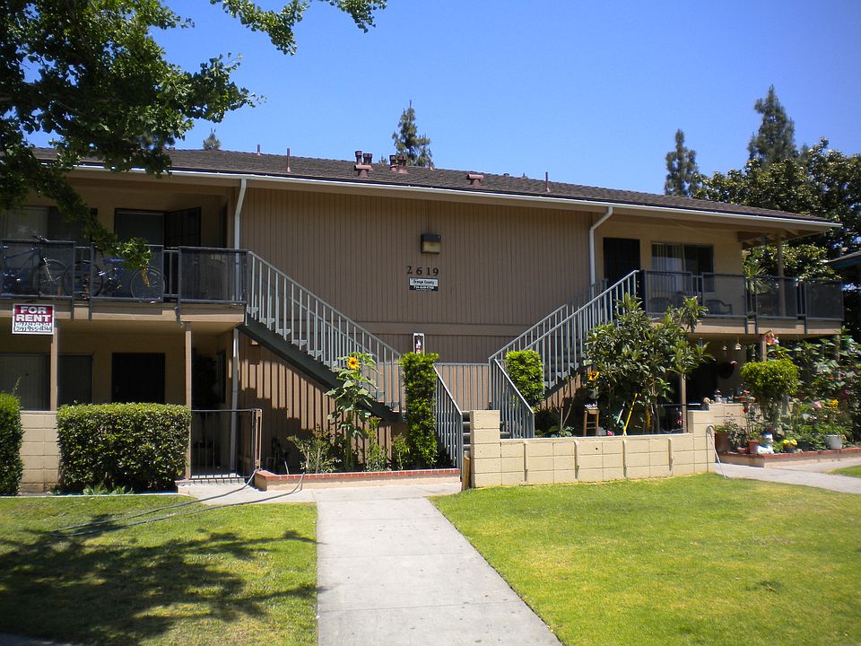 1st image of 2619 E Park Ln