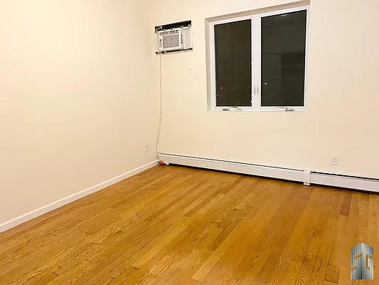 Rented by Skyline Group Real Estate | media 9