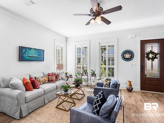 5th image of 45 Bay Pointe Ct