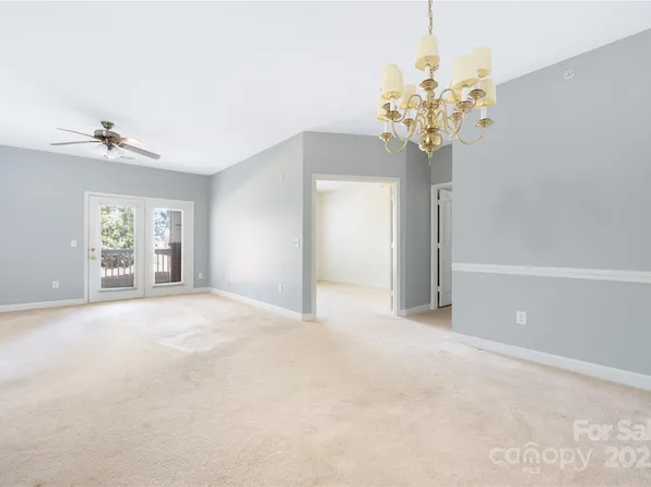 16312 Redstone Mountain Ln, Charlotte, NC 28277