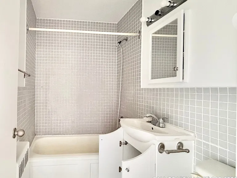 6 Kings Point Dr #15 — Photo 9