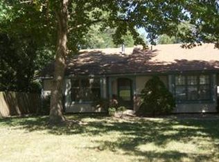 11215 E 71st Dr, Raytown, MO 64133