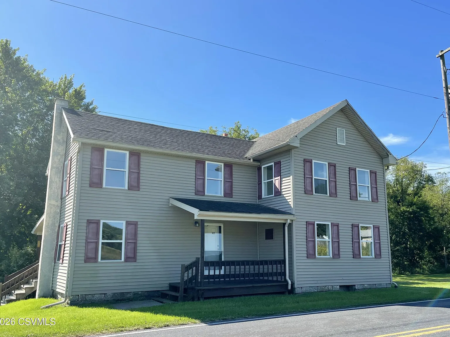 3 bed, 1520 sqft, $1,250 — Photo 1