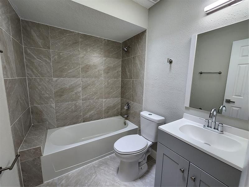 1st image of 13 Forsythe Ln