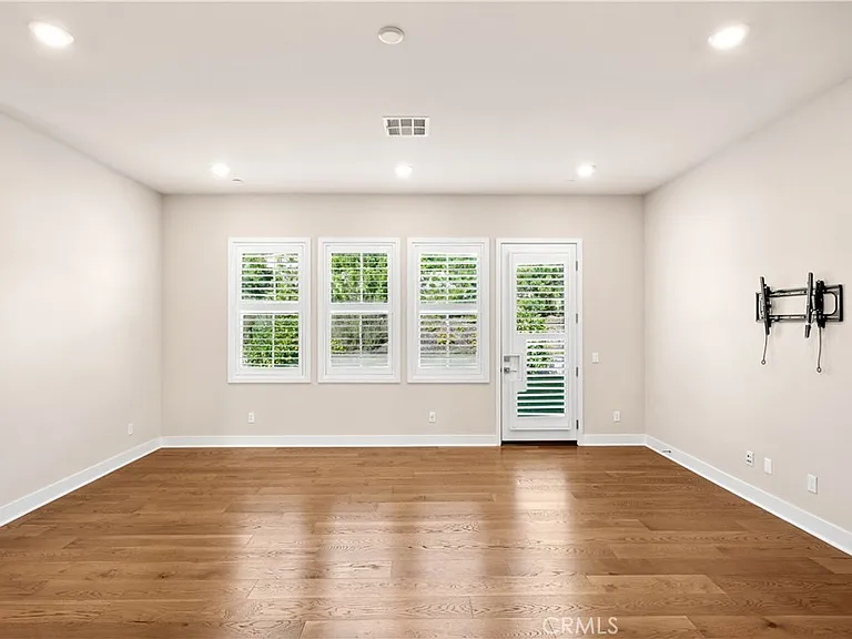 59 Sagan Way — Photo 10