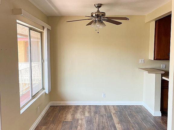 5th image of 2115 Placentia Ave #32