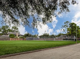 8210 Fawn Terrace Dr, Houston, TX 77071