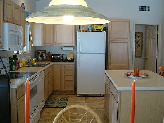 3rd image of 144 Kawailani Cir
