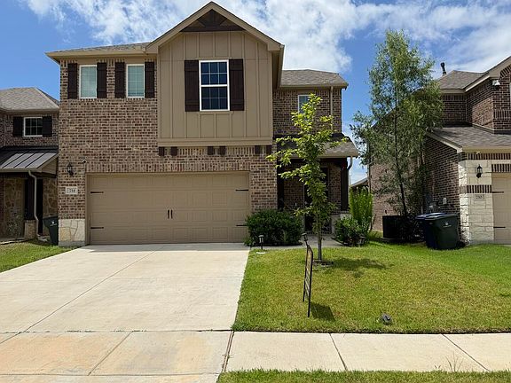 2nd image of 714 Creekwater Ln