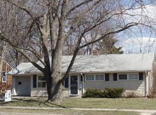 1224 N 1st St, Dekalb, IL 60115