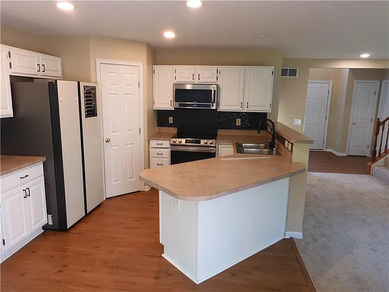 1681 Colonade Dr — Photo 10