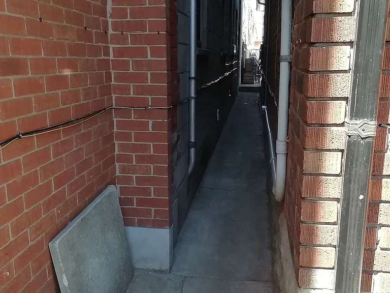 10 Ulster St #LOWER — Photo 3