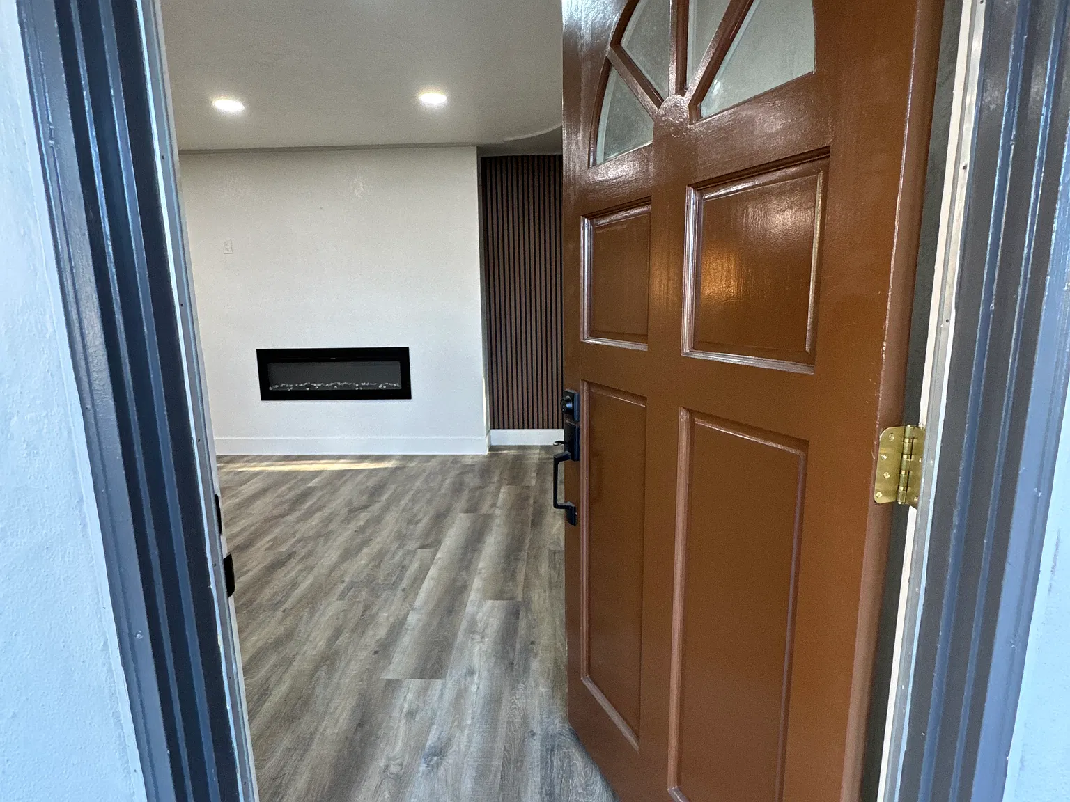 3 bed, 1574 sqft, $2,600 — Photo 2