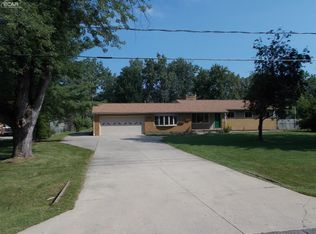 3273 Shannon Rd, Burton, MI 48529