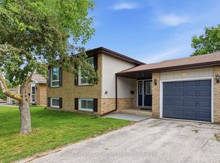 30 Courtice Cres, Collingwood, ON L9Y 4G1