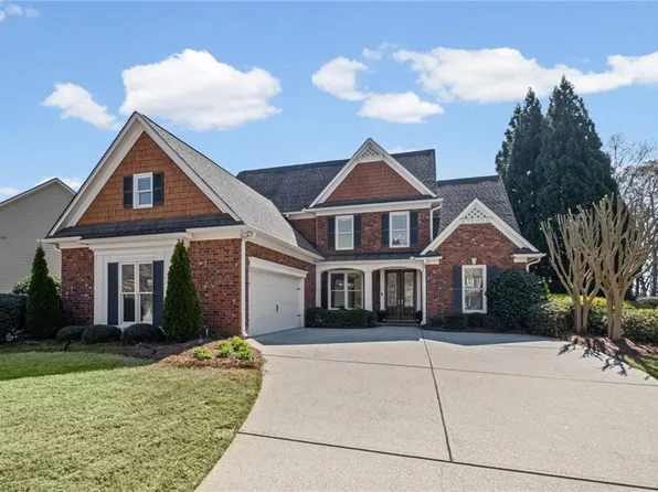 906 Laurelwood Ct, Canton, GA 30115
