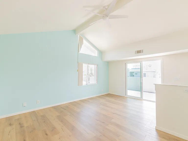 4887 Mission Blvd — Photo 4