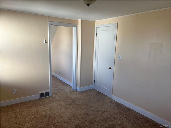 5th image of 80 Grand Blvd
