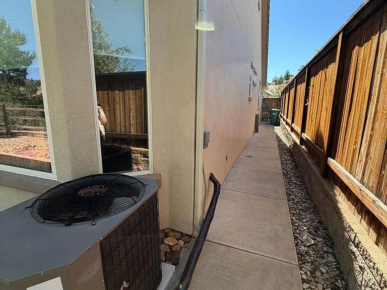 1226 Firefly Ct — Photo 36