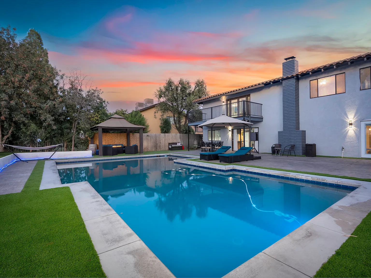 Landfair Dr, Bakersfield — Photo 4