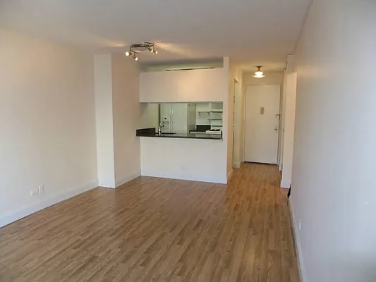 Rented by Town Residential | media 33